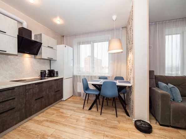 
   Продам 1-комнатную, 42.5 м², Серебряные ключи ул, 6

. Фото 4.