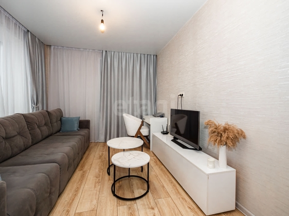 
   Продам 1-комнатную, 42.5 м², Серебряные ключи ул, 6

. Фото 8.