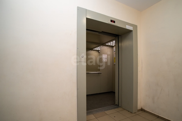 
   Продам студию, 17.9 м², Титова ул, 252/2

. Фото 11.