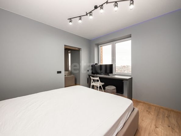 
   Продам 2-комнатную, 37.9 м², Кирова ул, 274

. Фото 7.