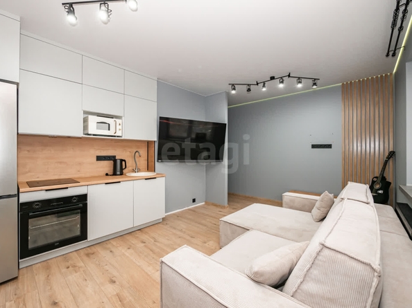 
   Продам 2-комнатную, 37.9 м², Кирова ул, 274

. Фото 13.