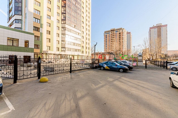 
   Продам 2-комнатную, 57.6 м², Фрунзе ул, 20

. Фото 25.