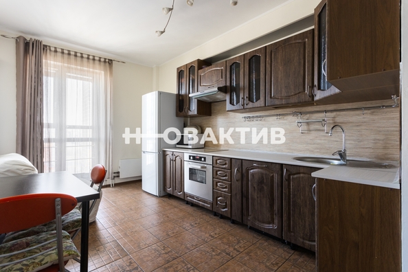 
   Продам 1-комнатную, 41.5 м², Гармония мкр, 8

. Фото 15.