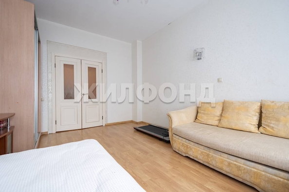 
   Продам 2-комнатную, 58.7 м², Александра Невского ул, 16

. Фото 5.