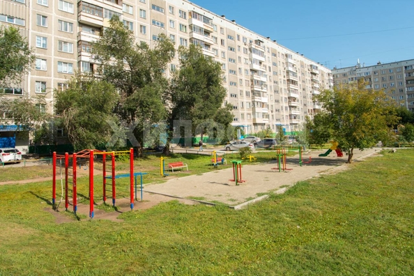 
   Продам 3-комнатную, 56.5 м², Бориса Богаткова ул, 194/2

. Фото 24.