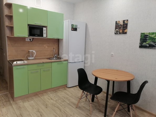 
  Сдам в аренду 1-комнатную квартиру, 26 м², Новосибирск

. Фото 1.
