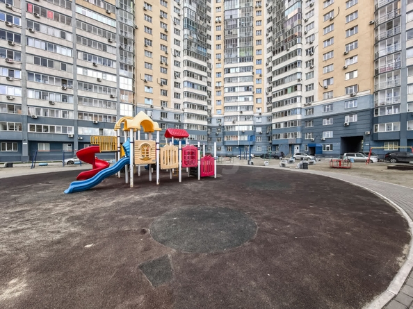 
   Продам 1-комнатную, 42.3 м², Военная ул, 16

. Фото 31.