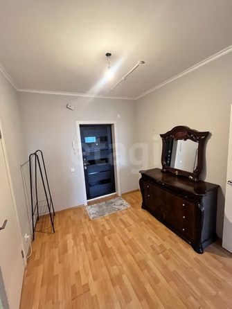 
   Продам 1-комнатную, 40 м², Сержанта Коротаева ул, 9

. Фото 1.