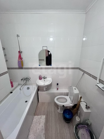 
   Продам 1-комнатную, 40 м², Сержанта Коротаева ул, 9

. Фото 2.