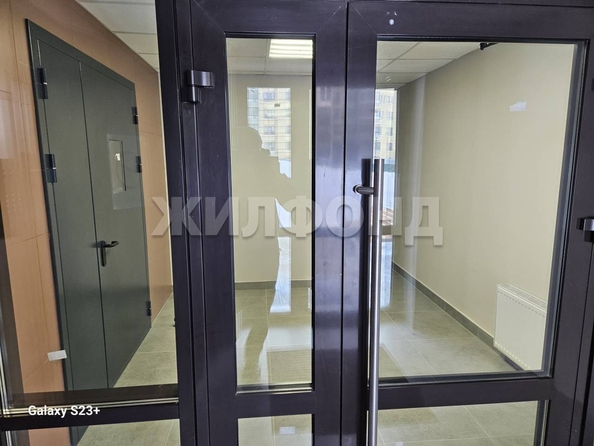 
   Продам 1-комнатную, 32 м², Сибиряков-Гвардейцев ул, 53/10

. Фото 13.