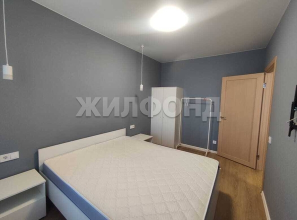 
   Продам 1-комнатную, 38 м², Ватутина ул, 93/1

. Фото 6.