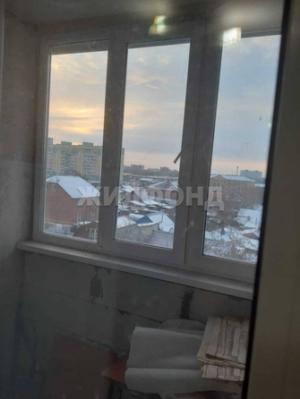 
   Продам 2-комнатную, 46.8 м², Киевская ул, 23

. Фото 2.