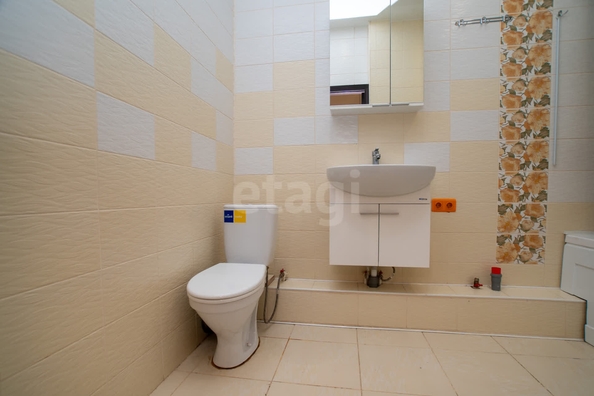 
  Продается 1-комн. квартира, 41.4 м², Ясный Берег ул, д. 10
. Фото 4.