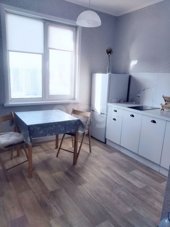 
  Сдам в аренду 1-комнатную квартиру, 36 м², Новосибирск

. Фото 1.