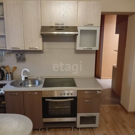 
  Сдам в аренду 1-комнатную квартиру, 37 м², Новосибирск

. Фото 1.