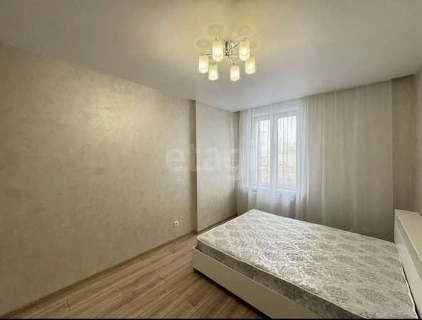 
  Сдам в аренду 2-комнатную квартиру, 67 м², Новосибирск

. Фото 6.