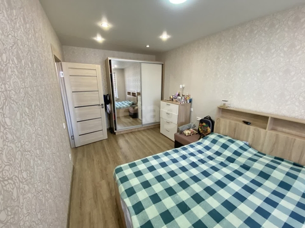 
   Продам 1-комнатную, 39.4 м², Ясный Берег ул, 10

. Фото 3.