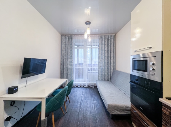
   Продам 1-комнатную, 40.8 м², Райсовета пл, 8

. Фото 5.