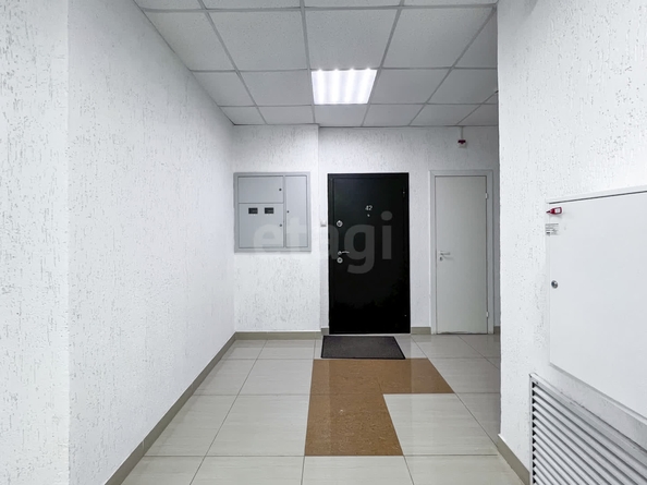 
   Продам 1-комнатную, 40.8 м², Райсовета пл, 8

. Фото 25.