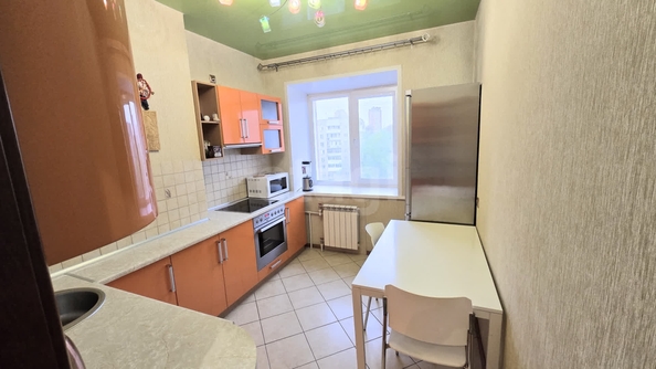 
   Продам 2-комнатную, 55.4 м², Адриена Лежена ул, 13

. Фото 1.