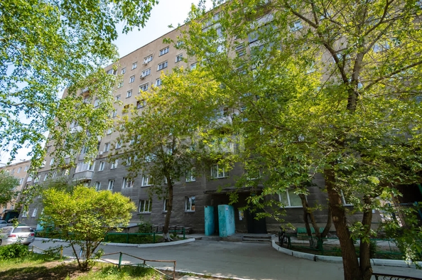 
   Продам 1-комнатную, 32.5 м², Революции ул, 7

. Фото 18.