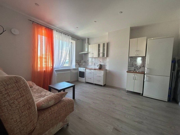 
  Сдам в аренду 2-комнатную квартиру, 37 м², Новосибирск

. Фото 3.