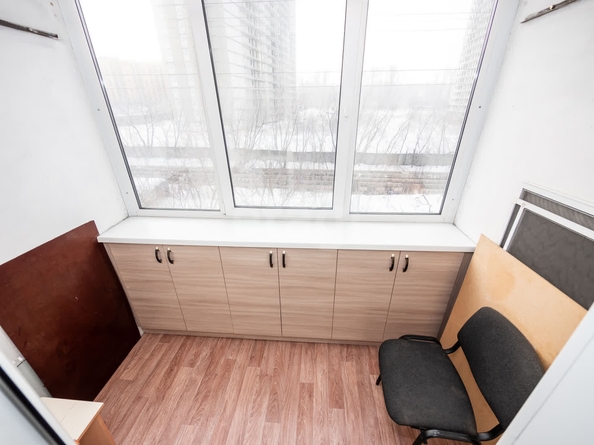 
   Продам 3-комнатную, 59.5 м², Объединения ул, 96/1

. Фото 12.