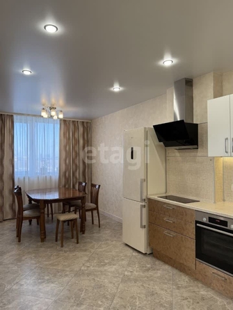 
   Продам 2-комнатную, 72 м², Аникина ул, 16

. Фото 9.