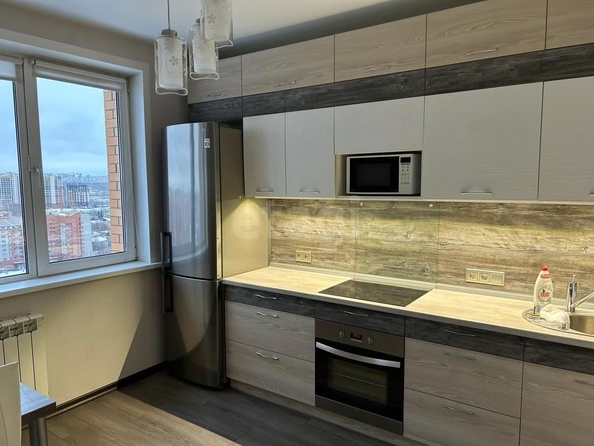 
  Сдам в аренду 1-комнатную квартиру, 46 м², Новосибирск

. Фото 1.