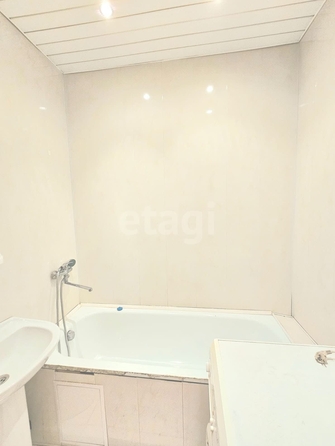 
   Продам 1-комнатную, 42.2 м², Виктора Шевелева ул, 18

. Фото 11.