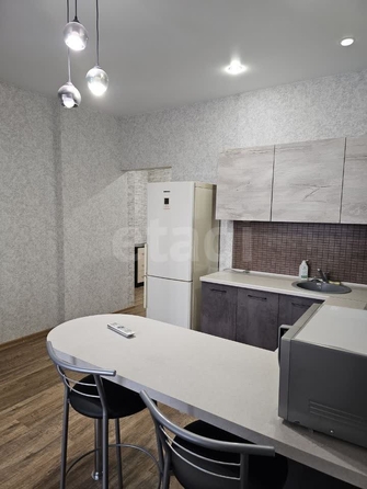 
  Сдам в аренду 1-комнатную квартиру, 40.5 м², Новосибирск

. Фото 5.