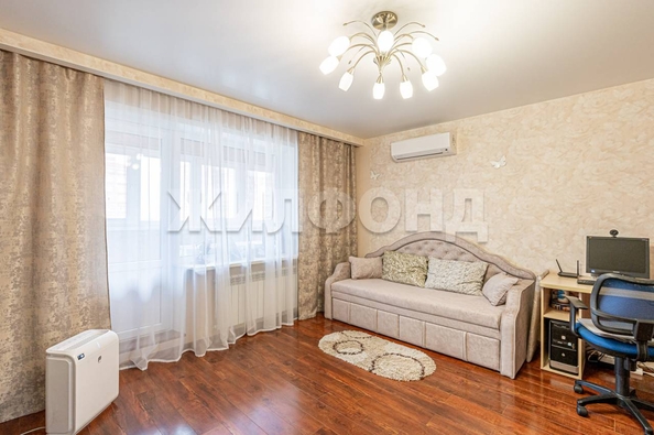 
   Продам 1-комнатную, 37.7 м², В. Высоцкого ул, 38

. Фото 10.