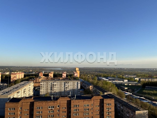
   Продам 1-комнатную, 34.4 м², Ключ-Камышенское Плато ул, 17

. Фото 4.