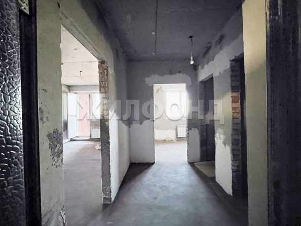 
   Продам 1-комнатную, 34.4 м², Ключ-Камышенское Плато ул, 17

. Фото 5.