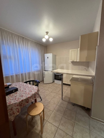 
   Продам 1-комнатную, 29.9 м², Одоевского ул, 1/1

. Фото 2.