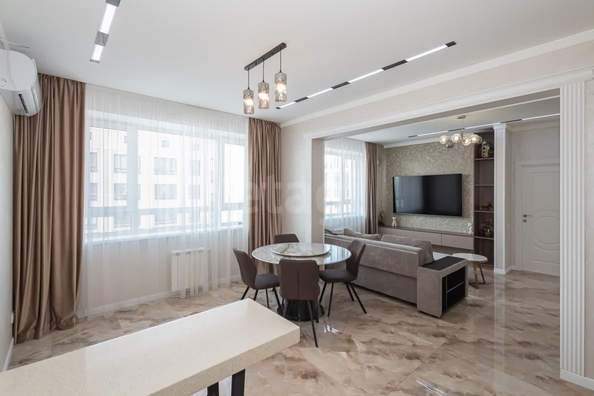 
   Продам 3-комнатную, 70 м², Фабричная ул, 65

. Фото 2.