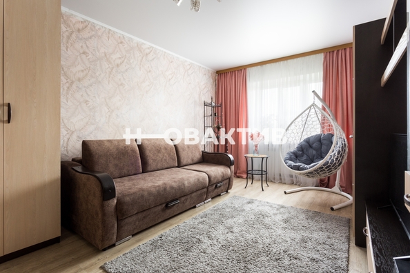 
  Продается 2-комн. квартира, 56 м², Театральная ул, д. 2А
. Фото 1.