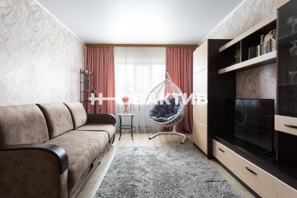 
  Продается 2-комн. квартира, 56 м², Театральная ул, д. 2А
. Фото 2.