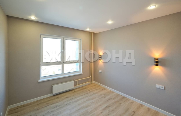 
   Продам 2-комнатную, 51.4 м², Николая Островского ул, 195/3

. Фото 8.