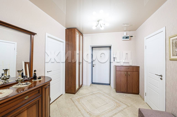 
   Продам 2-комнатную, 45.7 м², Николая Островского ул, 120

. Фото 8.