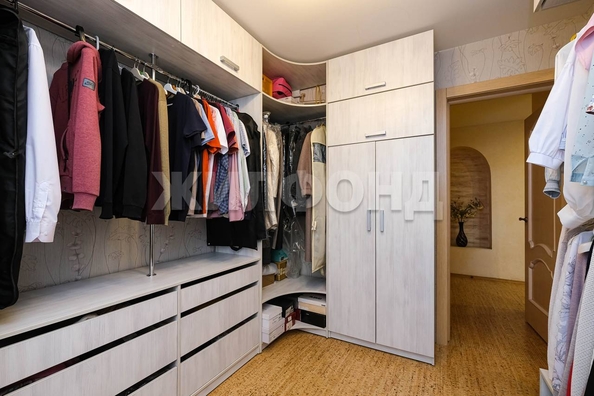 
  Продается 4-комн. квартира, 109 м², Троллейная ул, д. 7
. Фото 22.