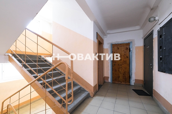 
   Продам 2-комнатную, 46.1 м², В. Высоцкого ул, 48

. Фото 23.