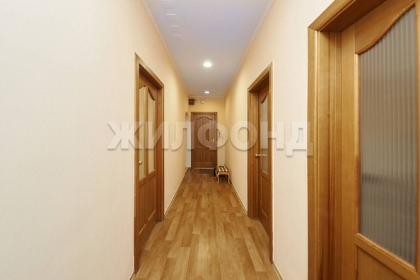 
   Продам 3-комнатную, 73.9 м², Октябрьская ул, 40

. Фото 9.