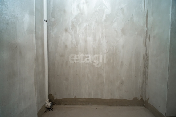 
   Продам 1-комнатную, 33 м², Фабричная ул, 65/1

. Фото 8.