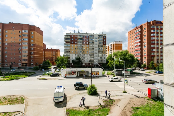 
   Продам 3-комнатную, 68 м², Пархоменко ул, 90

. Фото 22.