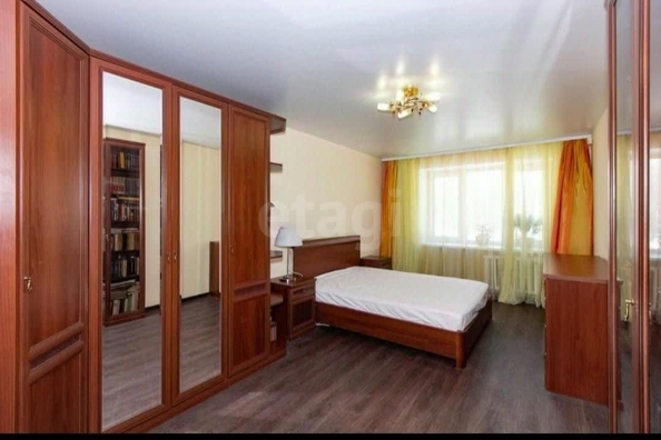 
   Продам 3-комнатную, 67 м², Зорге ул, 237

. Фото 12.