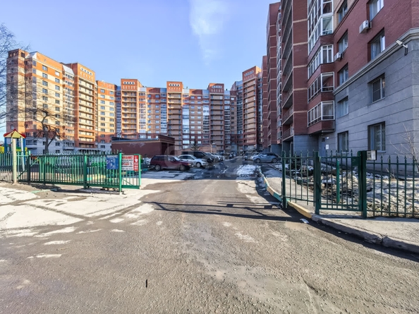 
  Продается 3-комн. квартира, 64 м², Есенина ул, д. 67
. Фото 12.