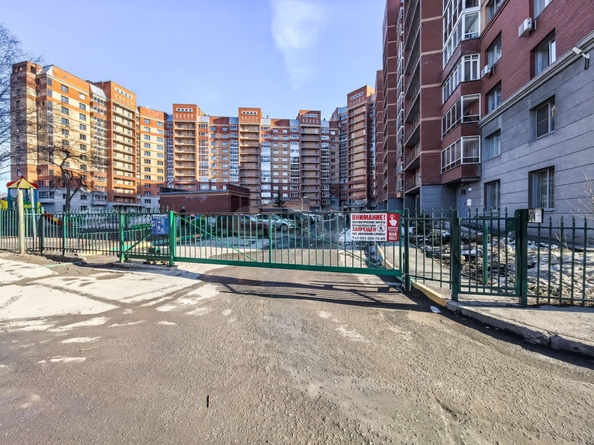 
  Продается 3-комн. квартира, 64 м², Есенина ул, д. 67
. Фото 14.