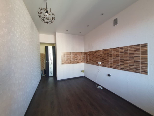 
  Продается 1-комн. квартира, 38 м², Алтайская ул, д. 12/1
. Фото 3.