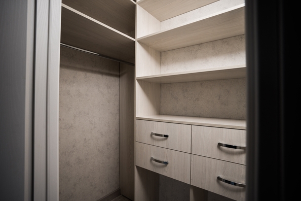 
   Продам 2-комнатную, 56 м², Связистов ул, 162/2

. Фото 20.